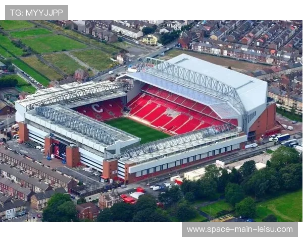 英超联盟发起新LGBT+支持活动，调整球场宣传方式