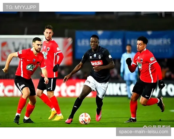 澳超：墨尔本城赢下德比战，巩固季后赛席位